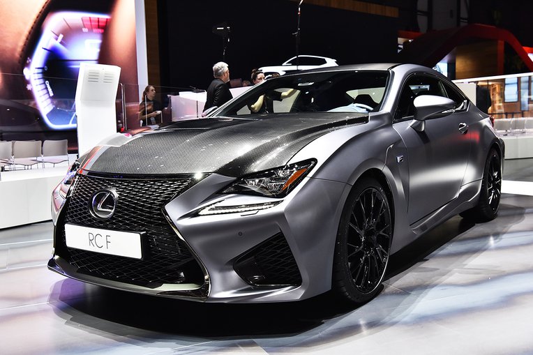Lexus świętuje 10. rocznicę serii F