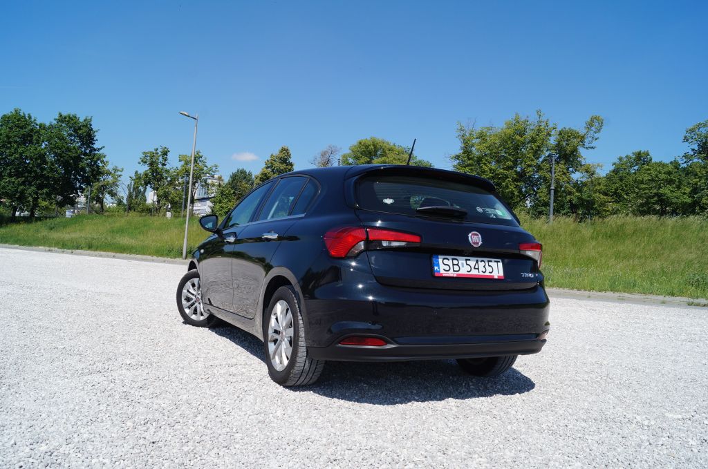 Fiat Tipo II Hatchback 1,4 T-Jet Lounge &ndash; Urokliwy