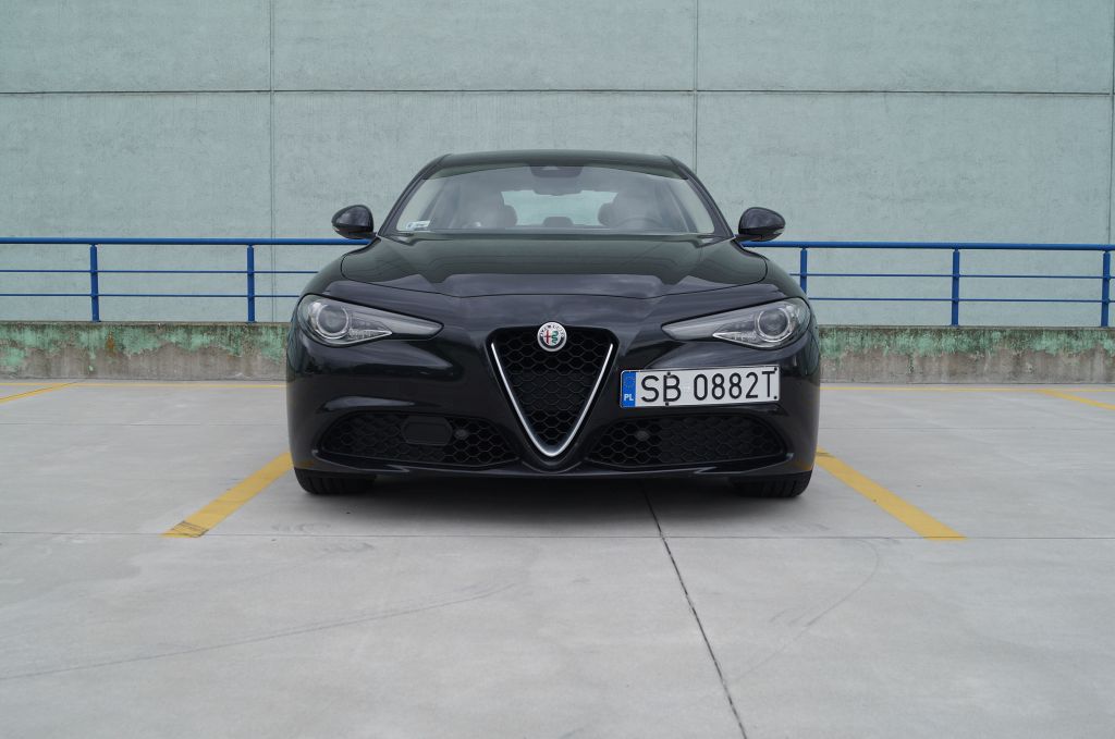 Alfa Romeo Giulia II 2,2 JTD 180 KM 8AT &ndash; Moja Sophia Loren