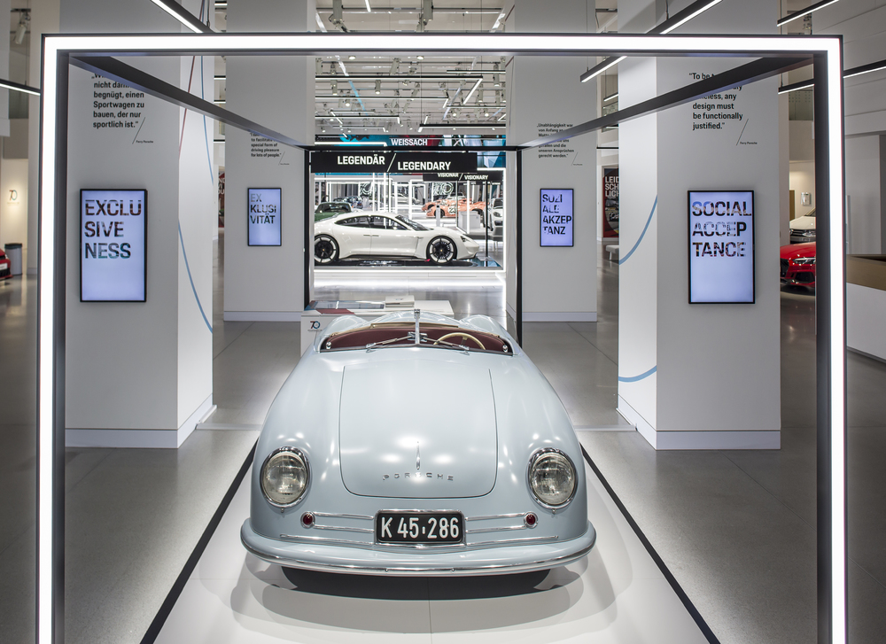 Pierwsze sportowe Porsche w Warszawie