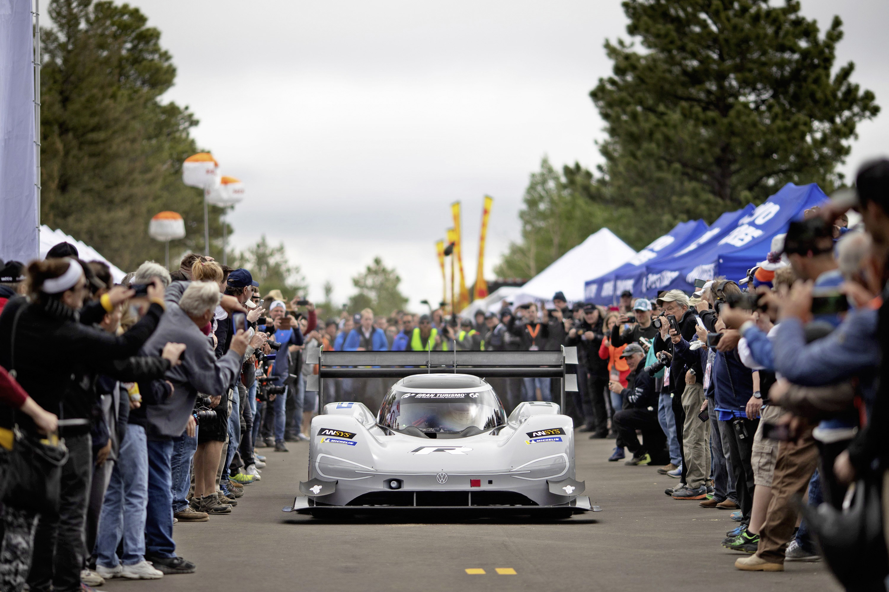 VW I.D. R Pikes Peak z nowym rekordem w Goodwood?