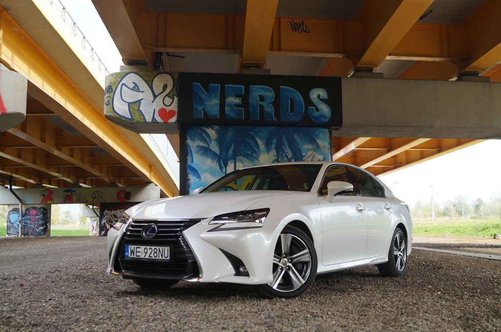 Lexus GS 450h Prestige &ndash; Vintage to brzmi dumnie!