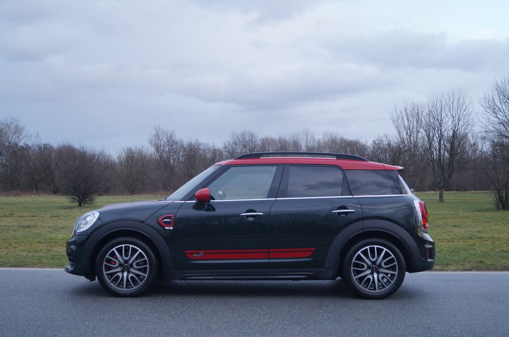 MINI JCW Countryman 231 KM 8 AT &ndash; Wesoły &bdquo;Wieśniak&rdquo;