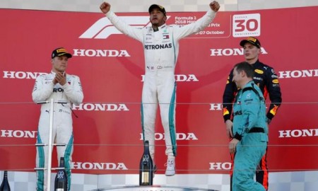 Dublet Mercedesa na torze Suzuka