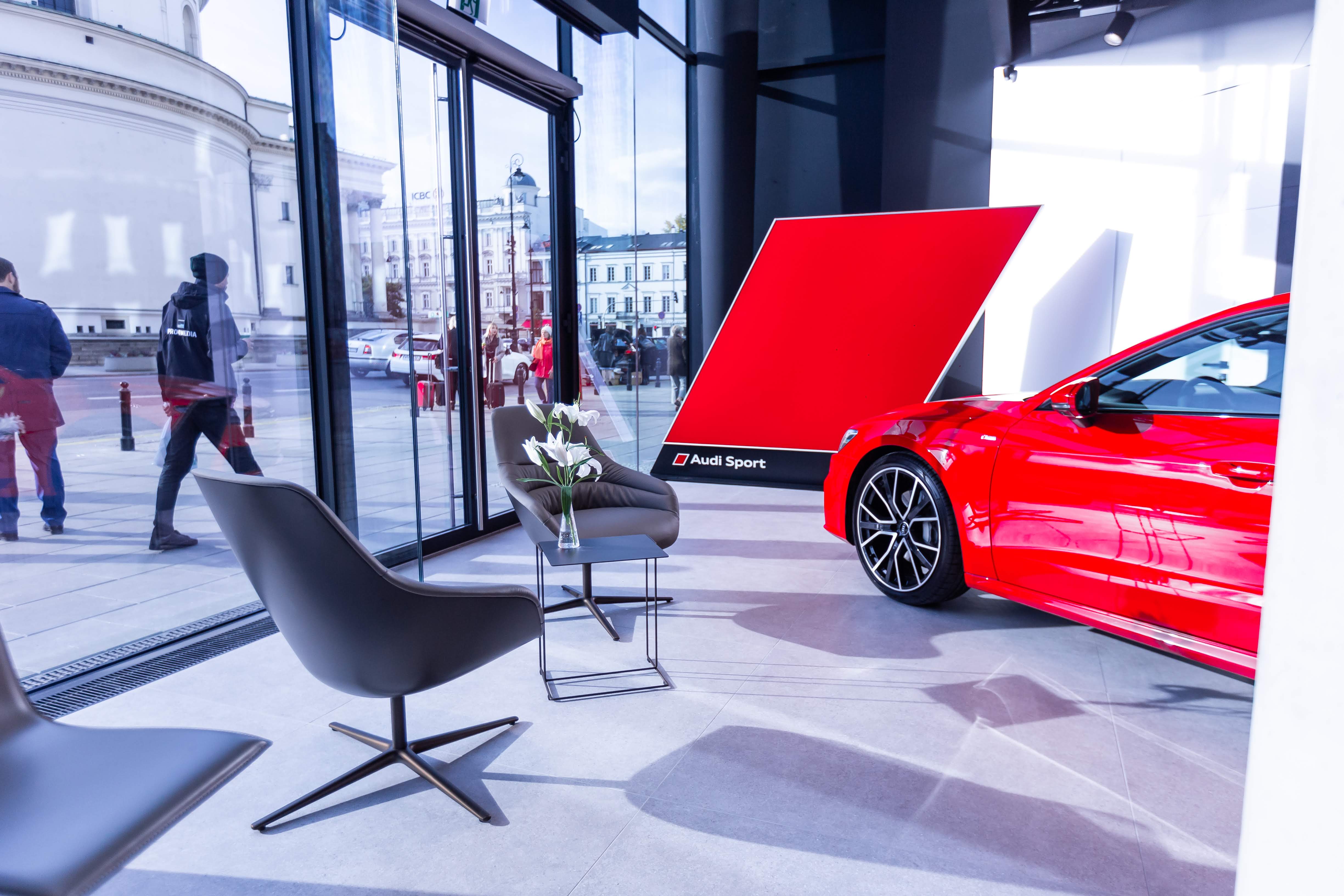 Audi City Warszawa, czyli wirtualny salon Audi