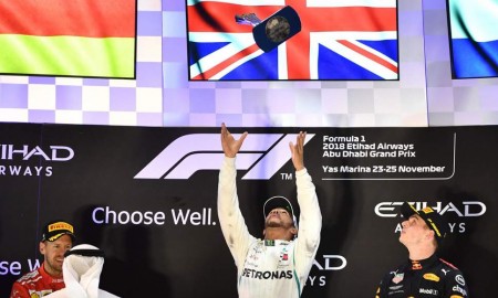 Lewis Hamilton zakończył sezon zwycięstwem