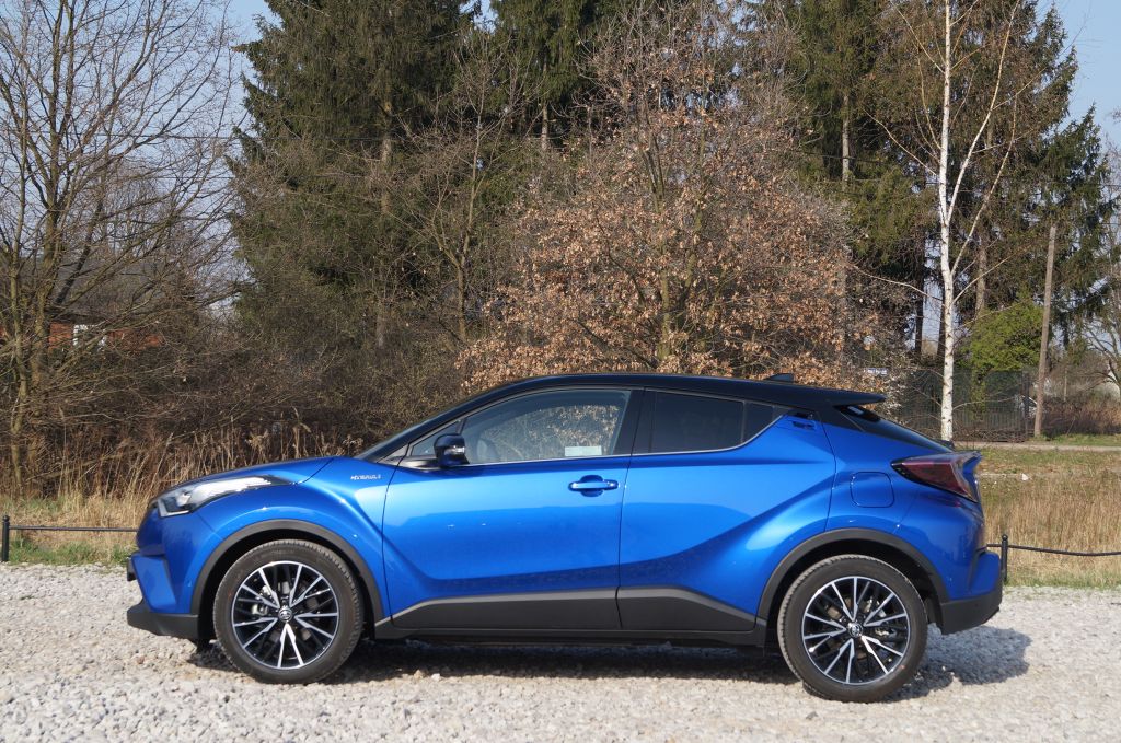 Toyota C-HR 1,8 Hybrid E-CVT 122 KM - Ekstrawagancka