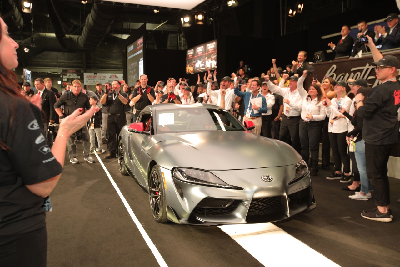  Nowa Toyota Supra sprzedana na aukcji za 2,1 mln dolar&oacute;w