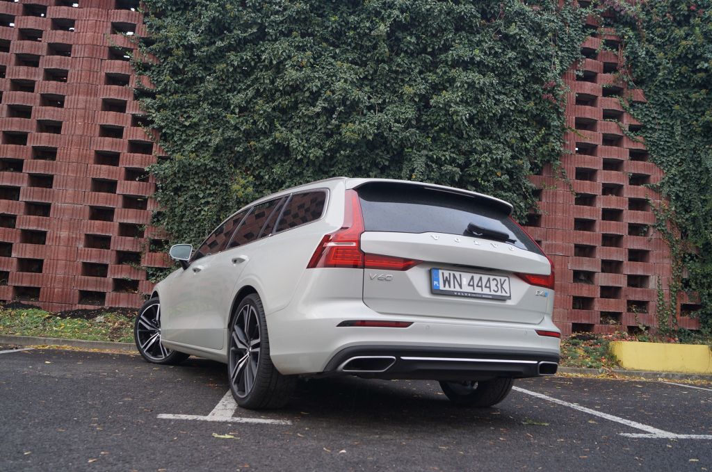 Volvo V60 D4 2,0 Inscription 190 KM &ndash; Kochajmy diesle, tak szybko odchodzą&hellip;