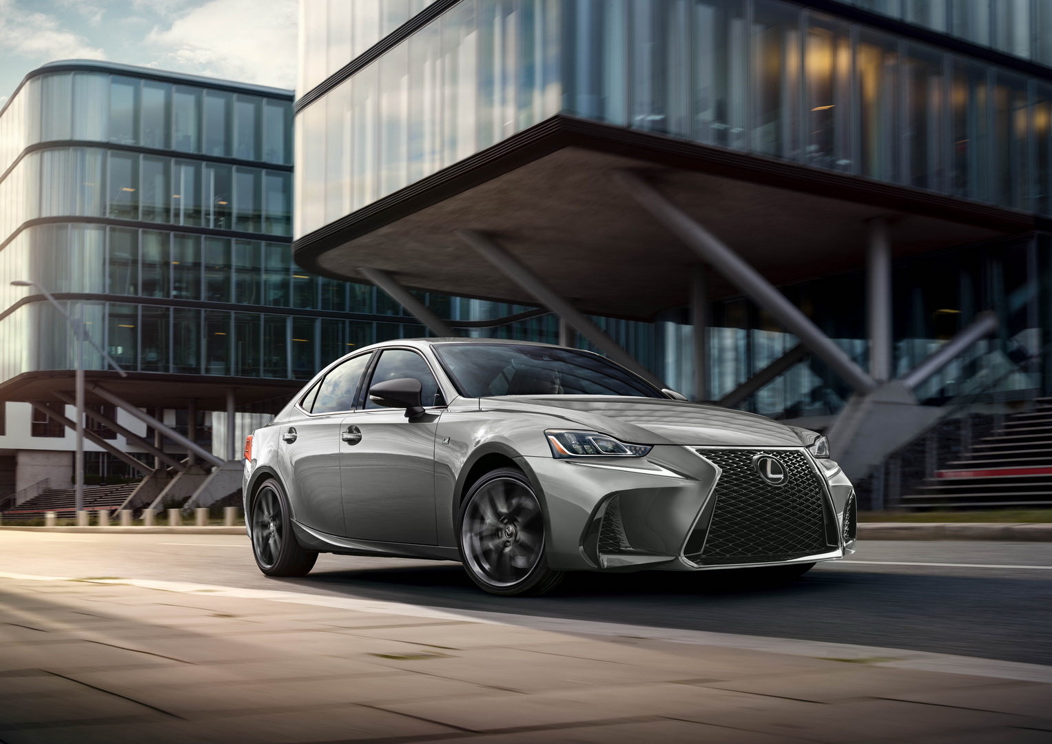 Lexus z wyższą sprzedażą niż Porsche
