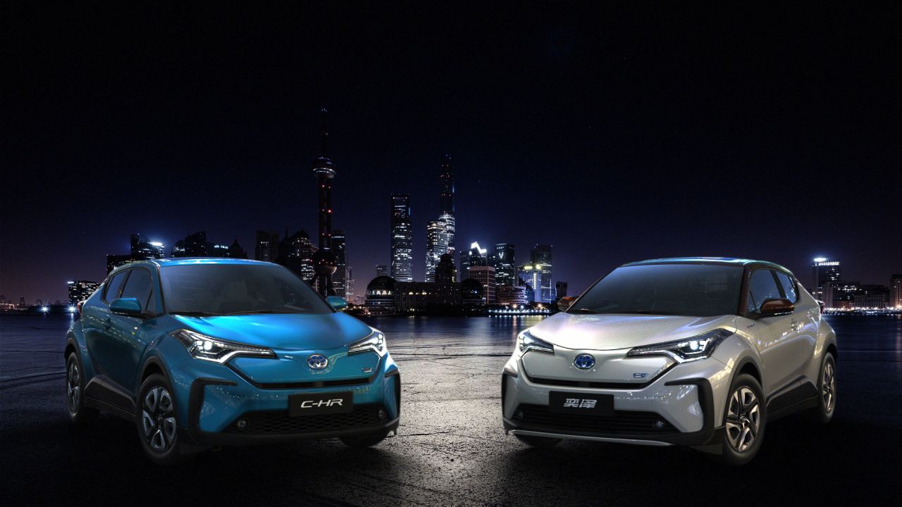 Elektryczna Toyota C-HR