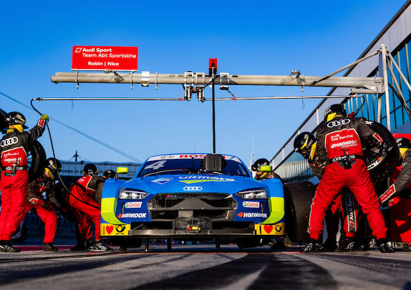 Nowe Audi RS 5 DTM na torze