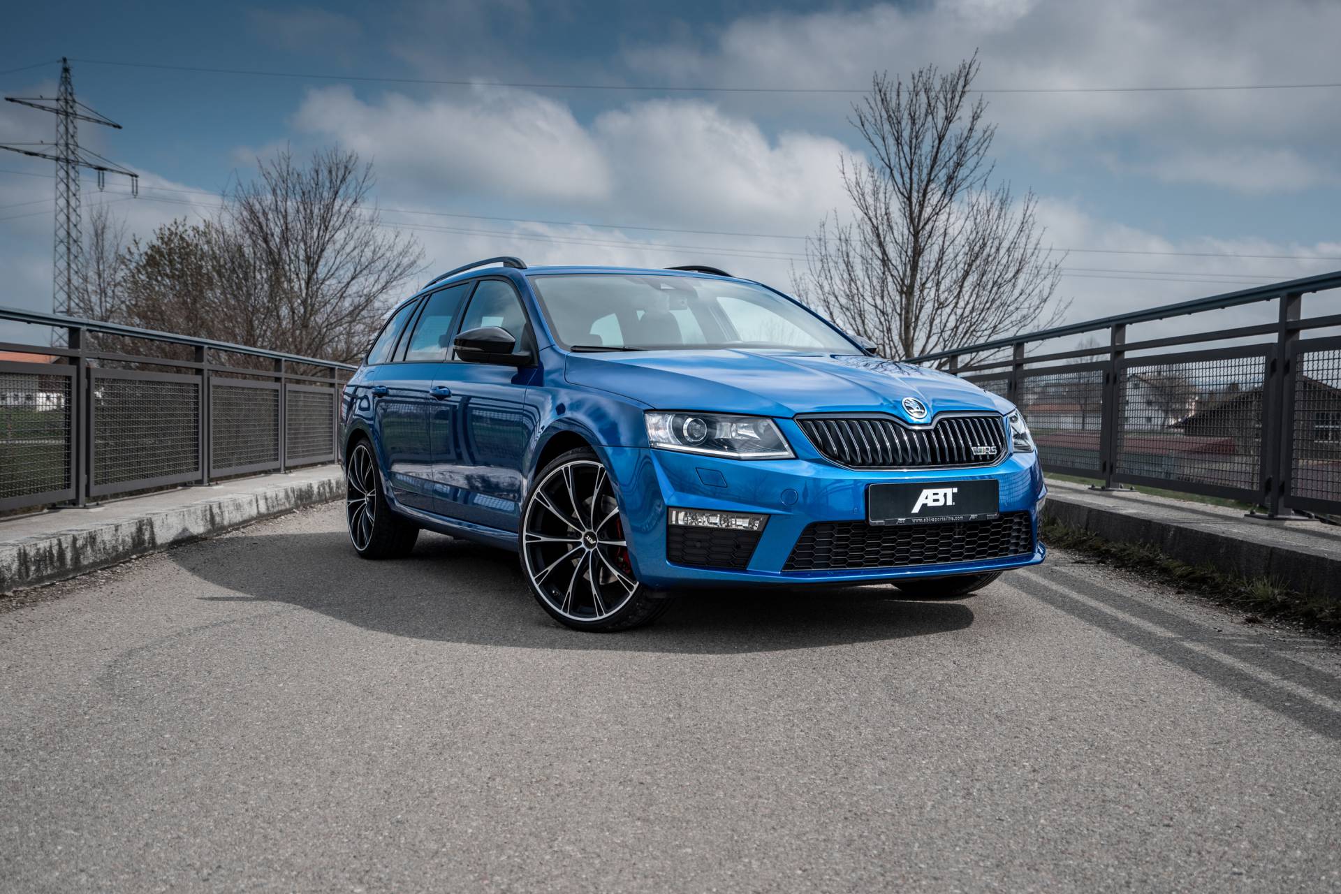 Skoda Octavia Combi RS – Nie tylko rodzinna