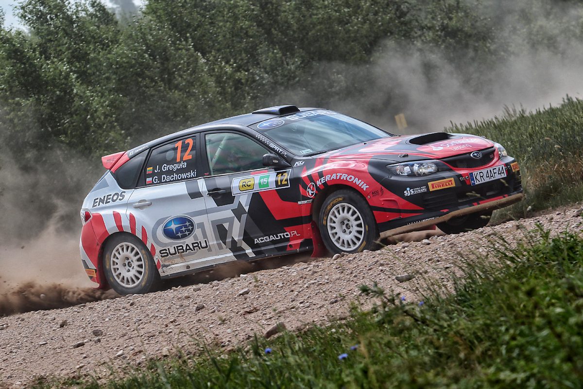 Zesp&oacute;ł Subaru na litewskich szutrach