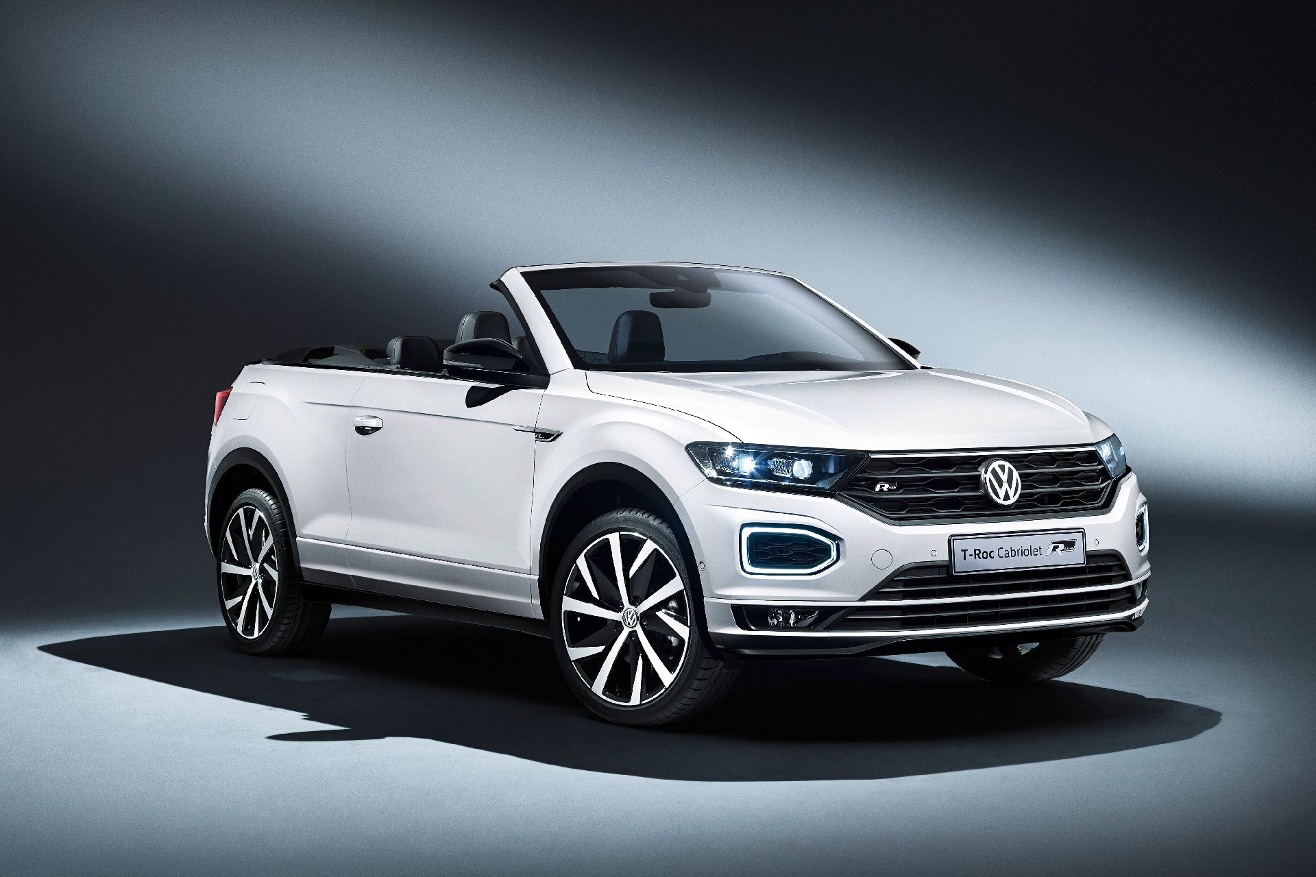 Volkswagen T-Roc Cabriolet &ndash; przed debiutem