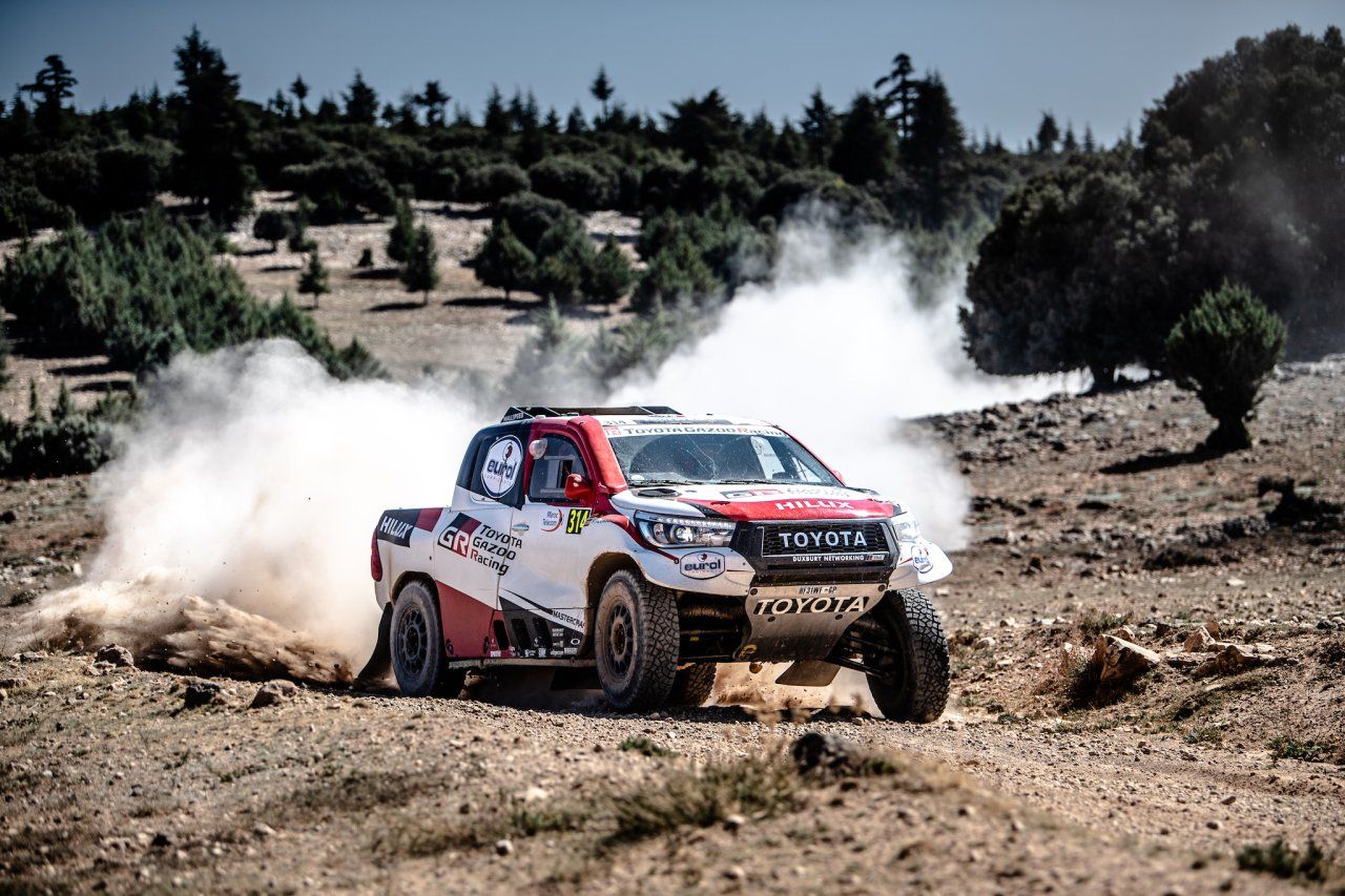 Zespół Toyota Gazoo Racing zwycięża w Rajdzie Maroka