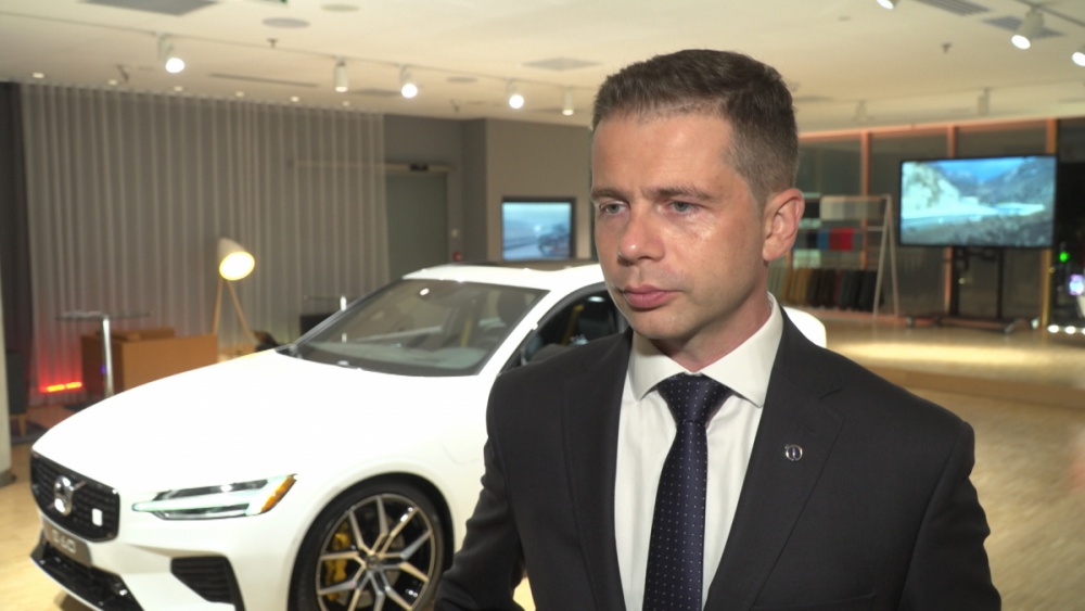 Unijne limity dwutlenku węgla dotyczą także segmentu aut sportowych
