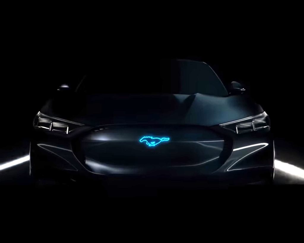 Elektryczny crossover Ford Mustang Mach-E &ndash; przed premierą