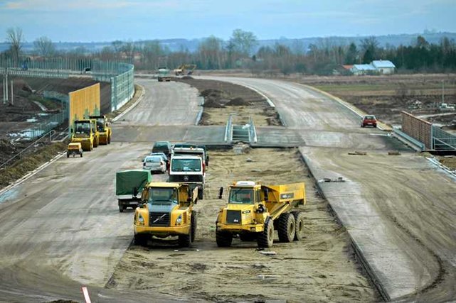 Coraz mniej inwestycji drogowych – co czeka polską infrastrukturę?