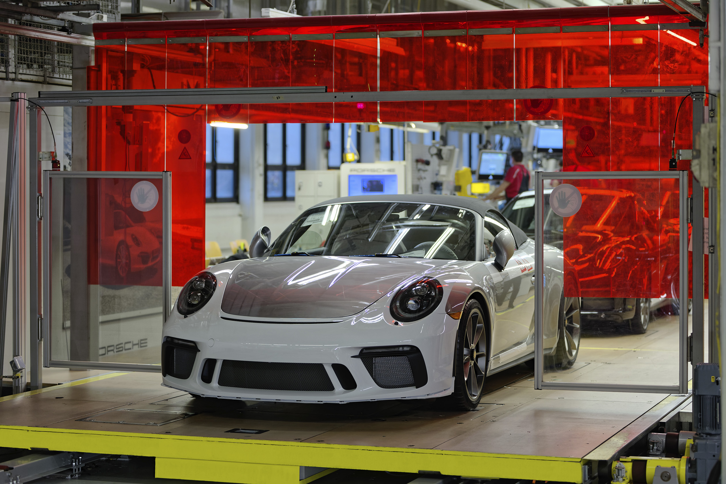 Ostatnie Porsche 911 generacji 991 opuściło linię produkcyjną