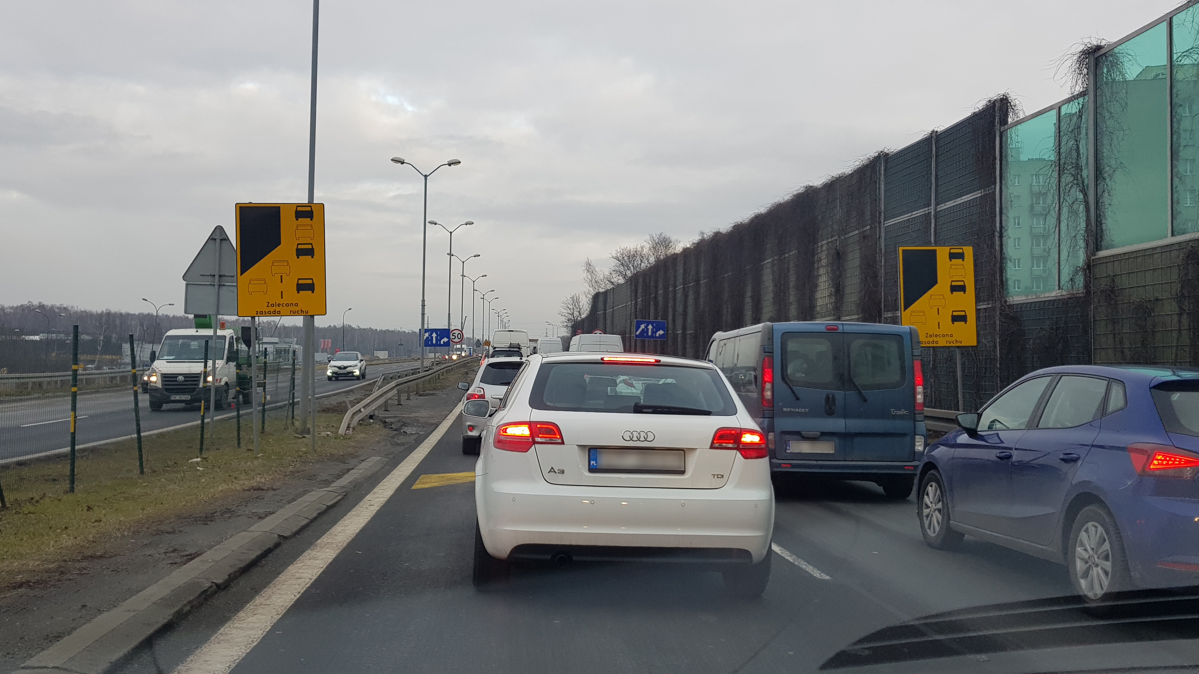 Jazda na suwak &ndash; badanie pokazało, że teoria nie idzie w parze w praktyką