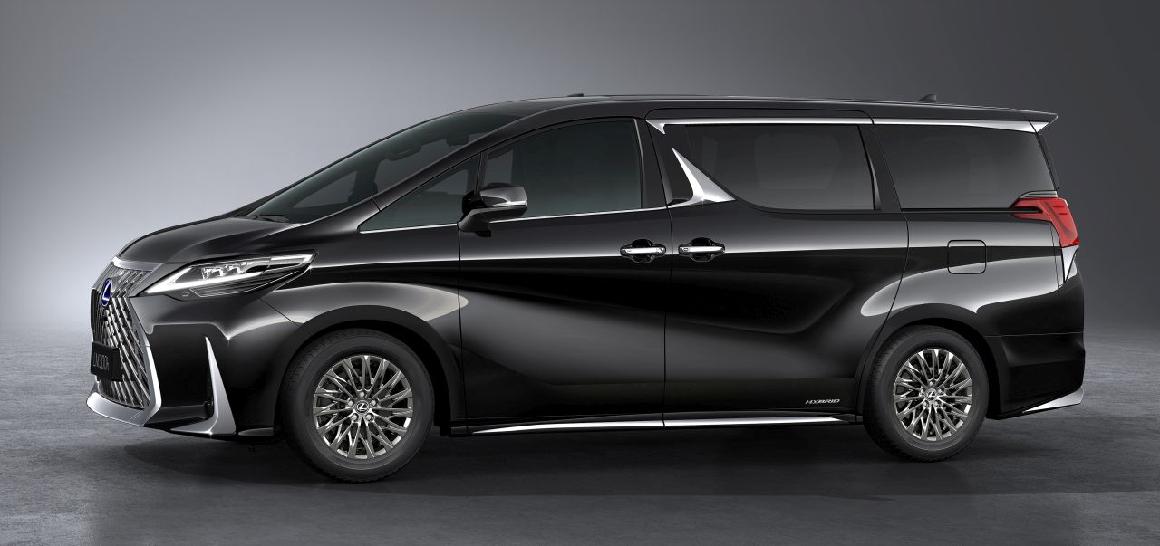 Wyceniony pierwszy minivan Lexusa