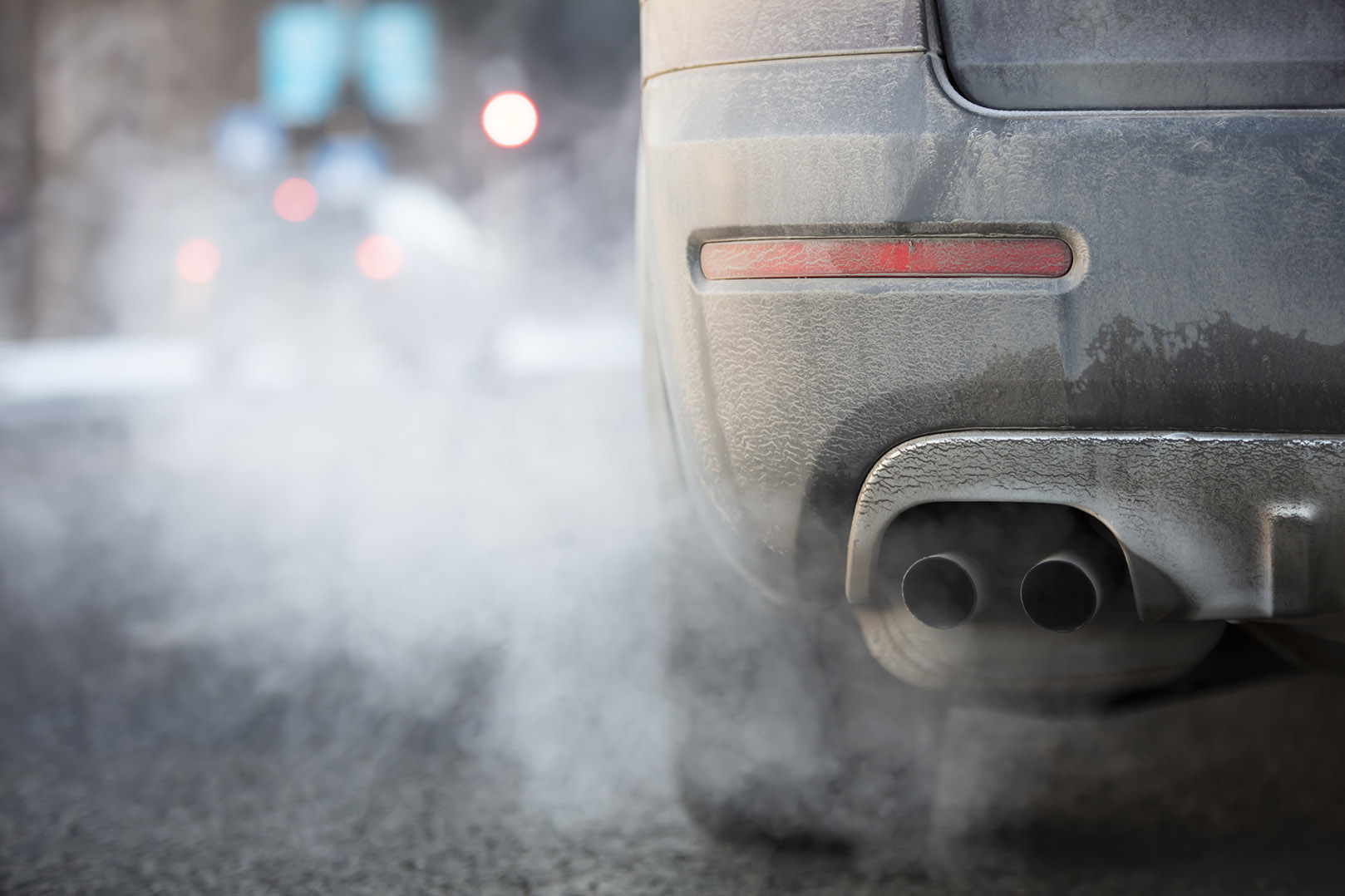 Producenci aut zapłacą 14,5 mld euro za przekroczenie unijnych norm emisji CO2