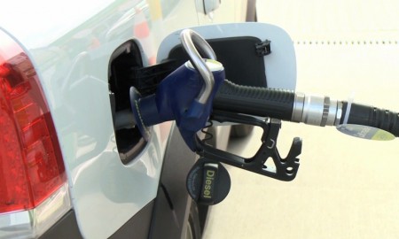 Ceny paliw będą nadal spadać