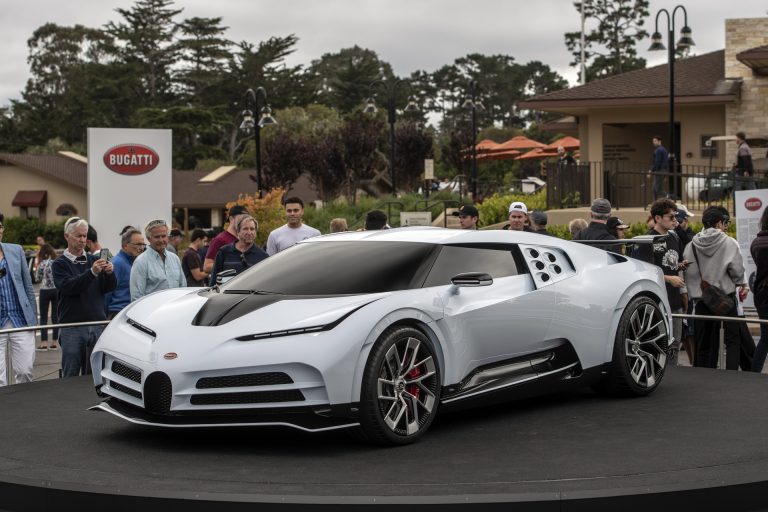 Czy Cristiano Ronaldo kupił Bugatti Centodieci?