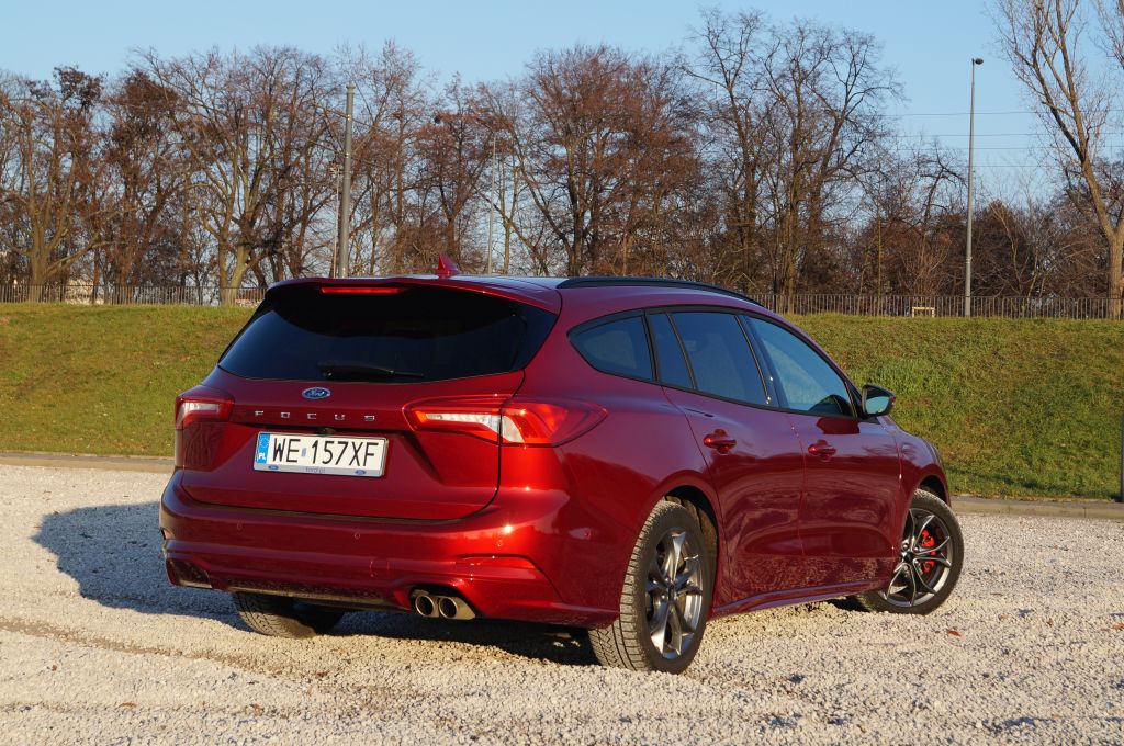 Ford Focus Kombi Titanium 1,5 EcoBoost 182 KM MT6 &ndash; Rodzinne rozwiązanie&nbsp;