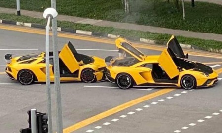  Kraksa dw&oacute;ch Lamborghini Aventador S