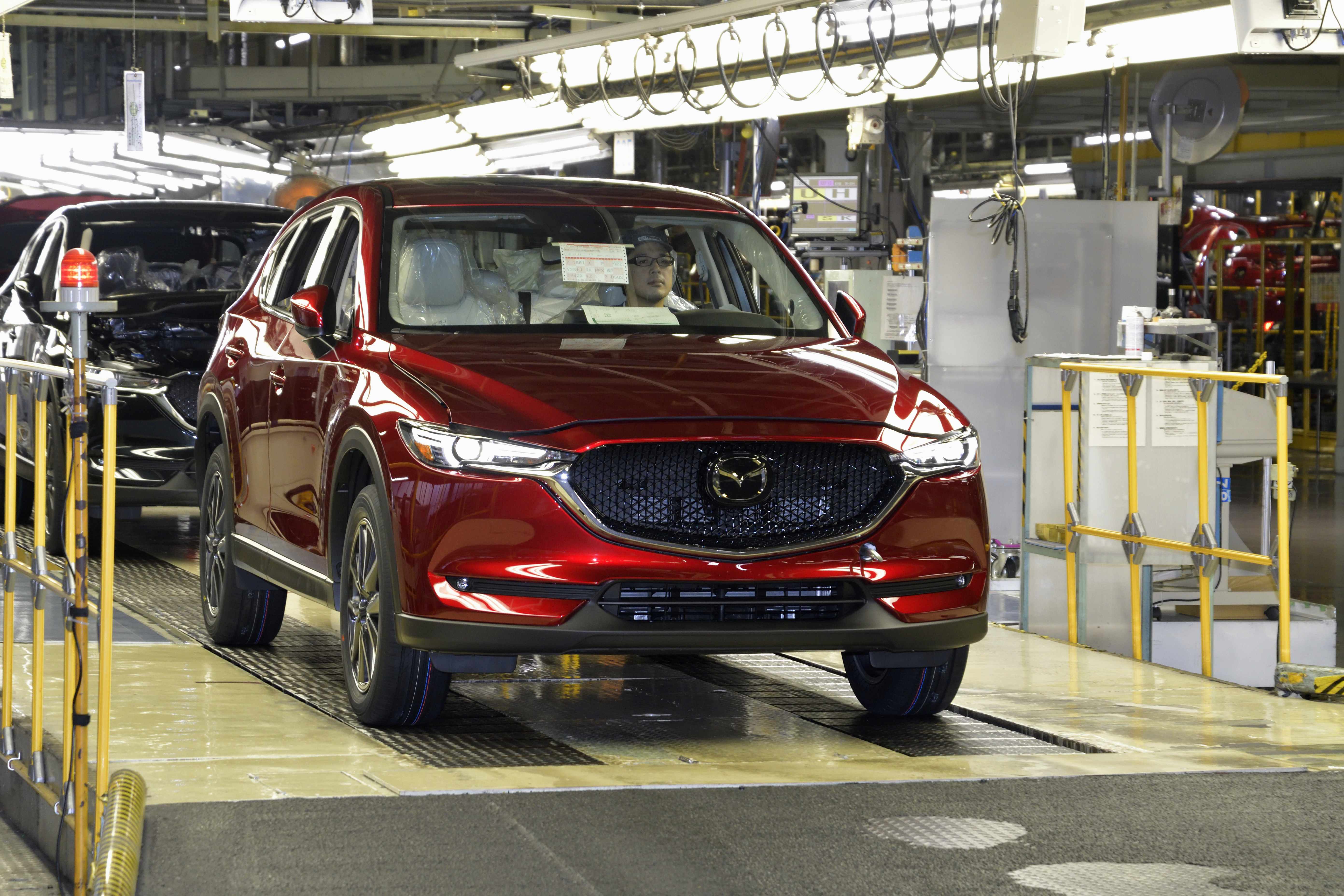 Mazda powraca do pełnej produkcji