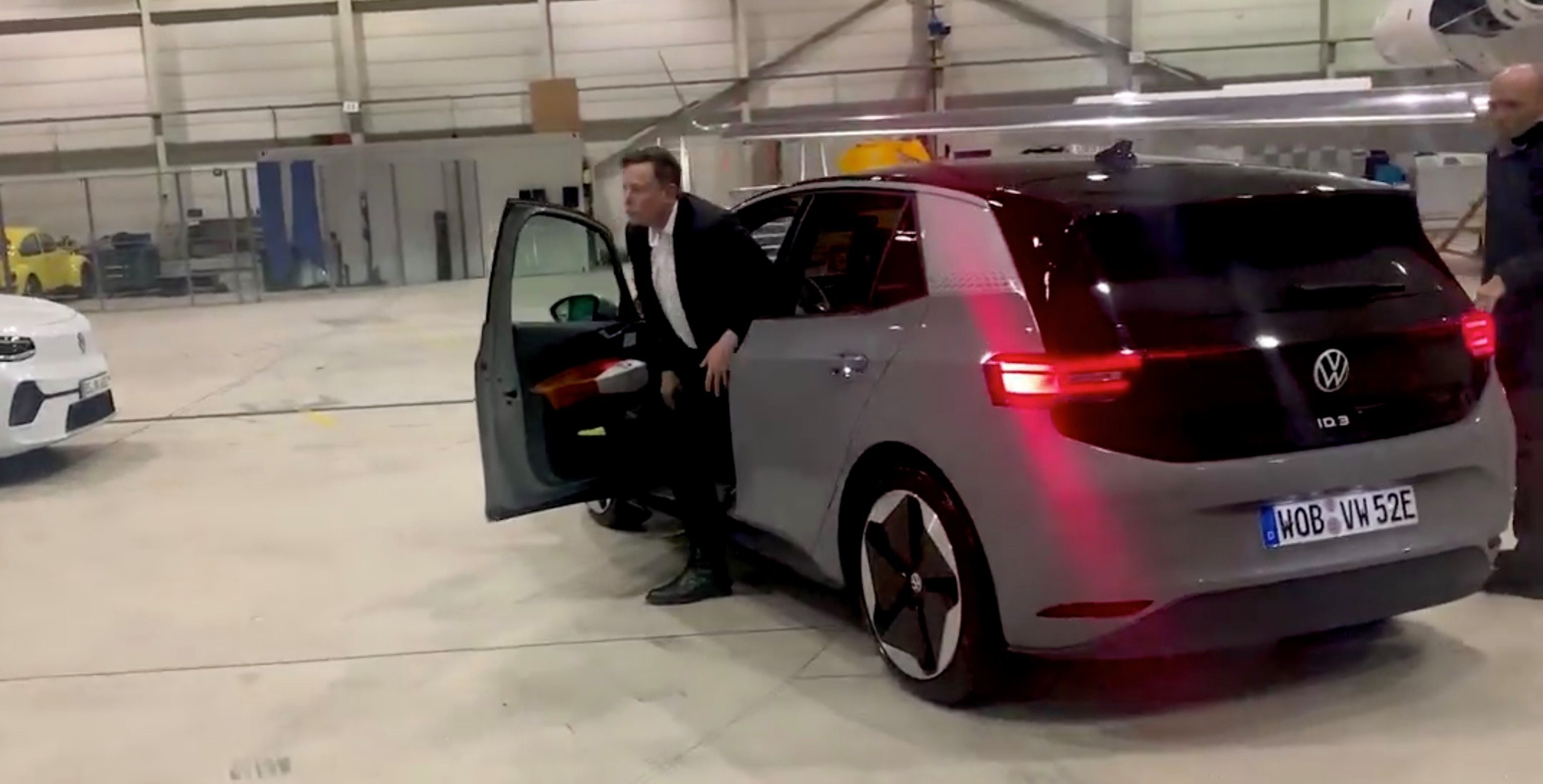 Elon Musk za kierownicą VW ID.3