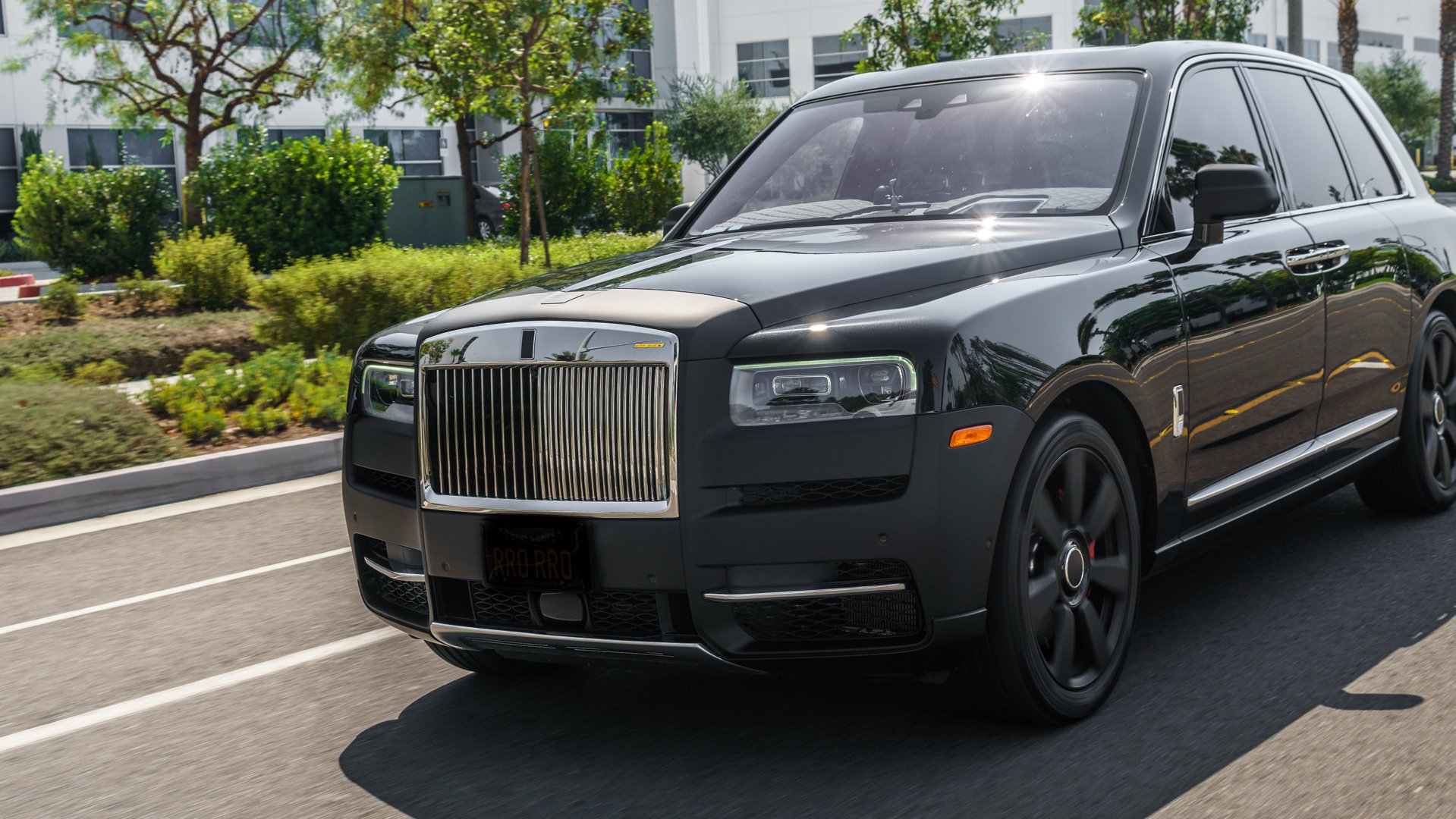 Rolls-Royce Cullinan – Styl i moc
