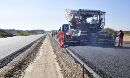  Kolejne przetargi na budowę dr&oacute;g