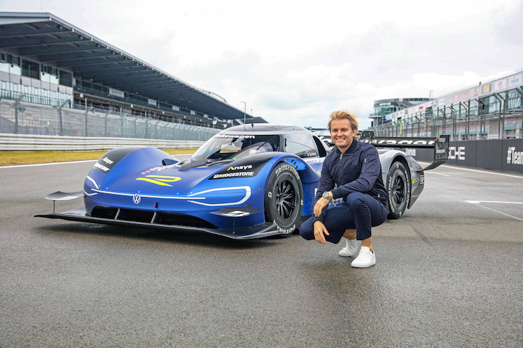  Nico Rosberg za kierownicą Volkswagena ID.R