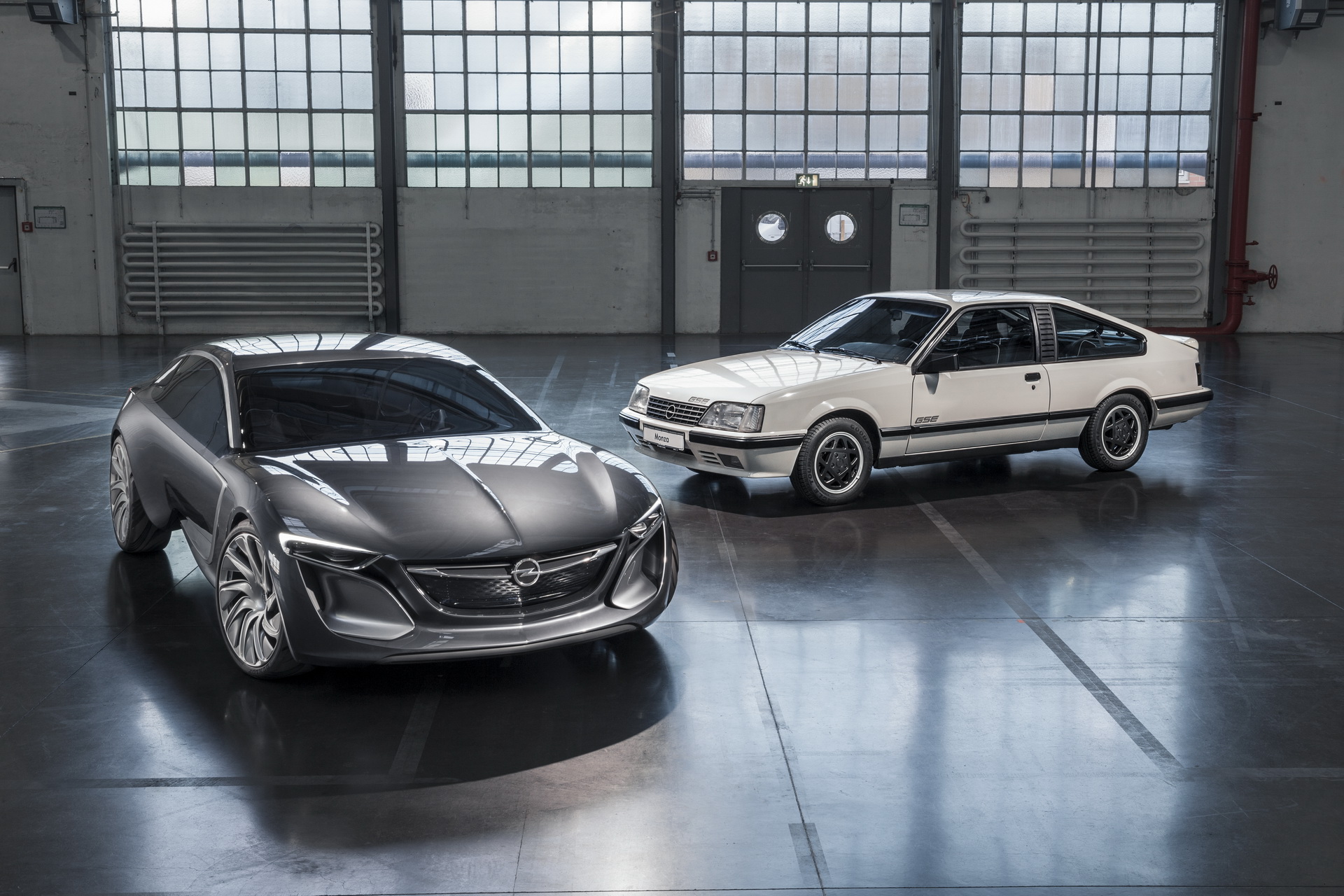 Opel Monza powr&oacute;ci?