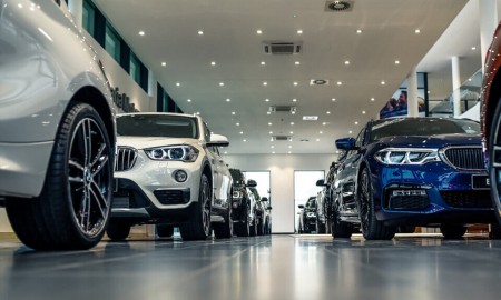 Wyprzedaże u dealer&oacute;w mają pobudzić sprzedaż aut przed końcem grudnia