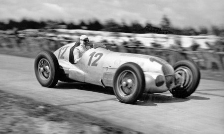Rudolf Caracciola: gwiazda w panteonie kierowc&oacute;w wyścigowych