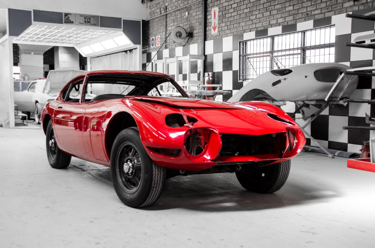 Renowacja klasycznej Toyoty 2000GT w RPA