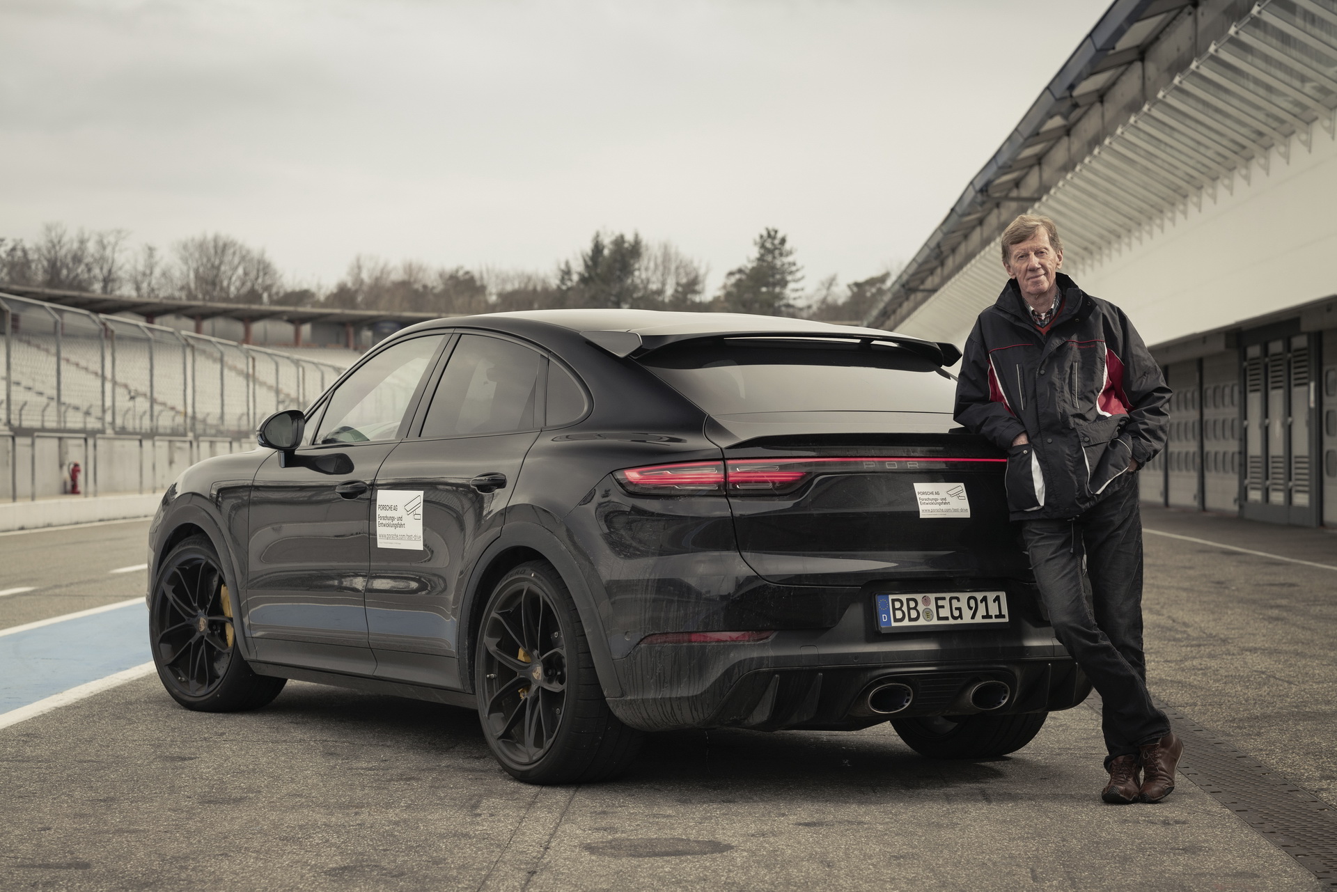 Walter R&ouml;hrl testował nowy topowy wariant Porsche Cayenne