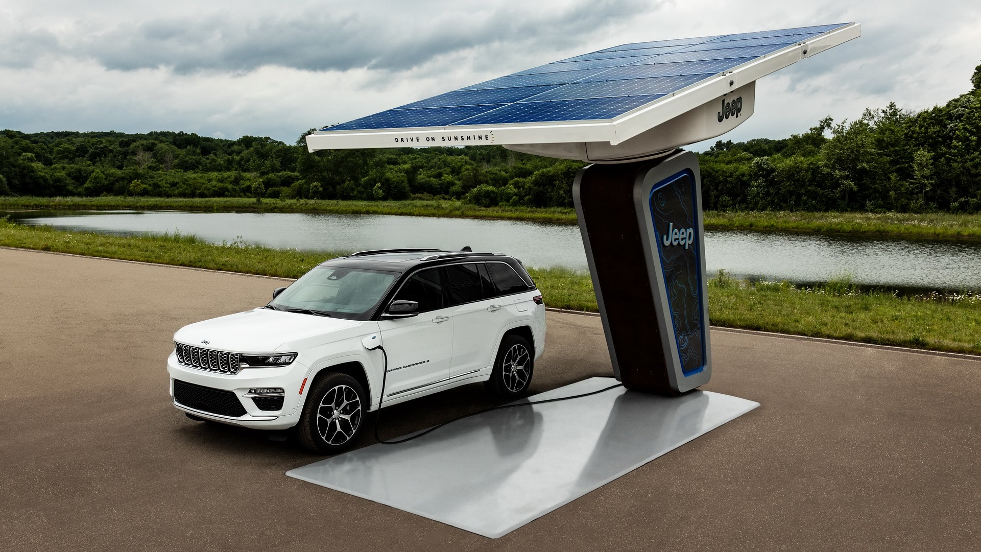 Jeep Grand Cherokee 2022 hybrydą