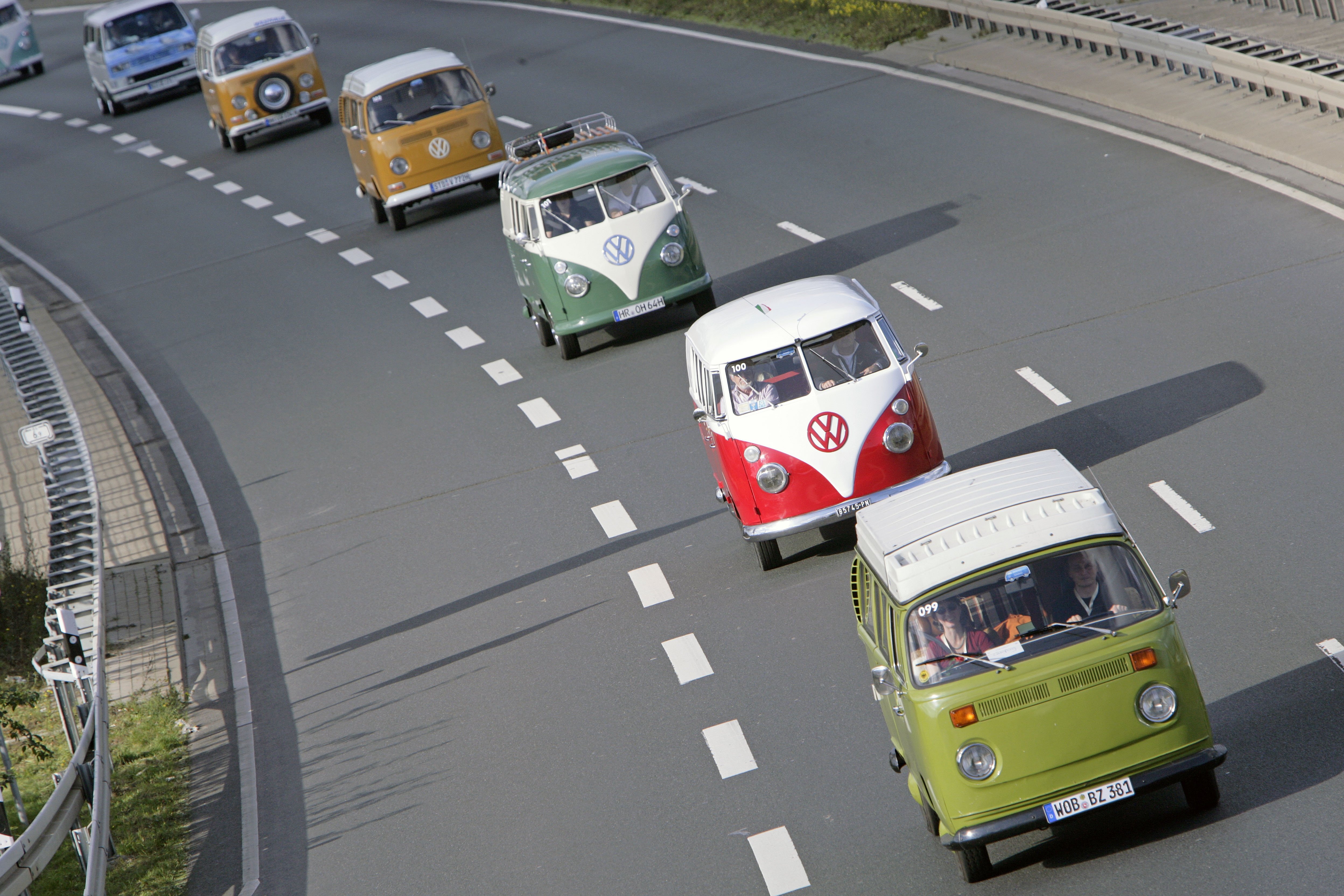 Volkswagen Samochody Dostawcze zaprasza fan&oacute;w na VW Bus Festival