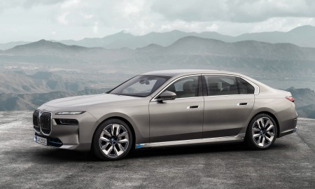  BMW z mocną ofensywą w segmencie aut luksusowych
