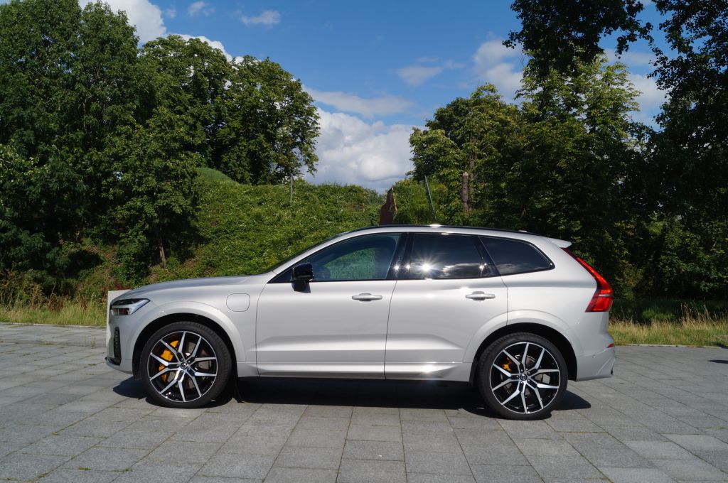 Volvo XC60 T8 Polestar Engineered 2.0 407 KM &ndash; Niepozorny