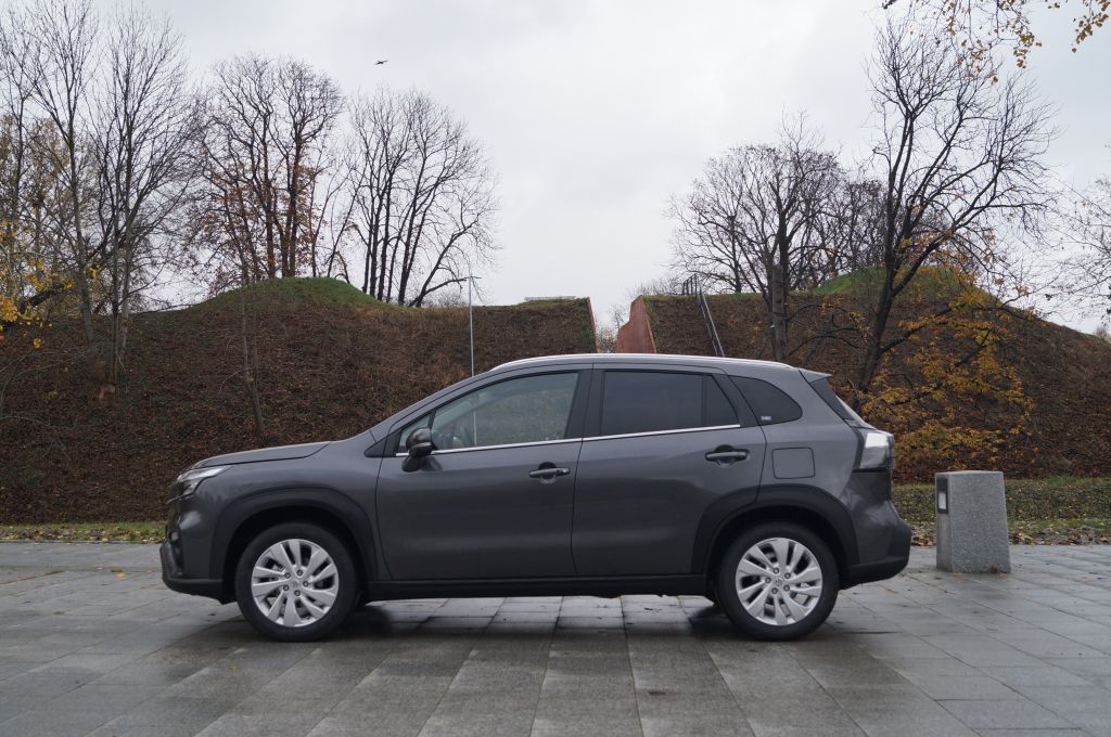 Suzuki S-Cross 1.4 BoosterJet mild Hybrid 4WD 129 KM &ndash; Oszczędność przede wszystkim