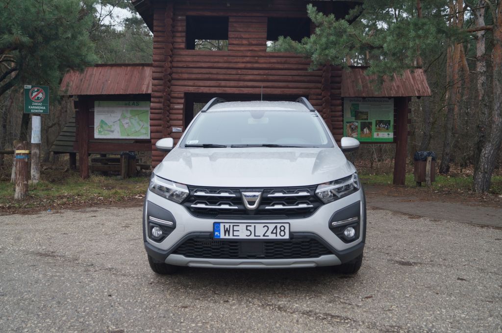 Dacia Jogger 1.0 TCe 110 KM &ndash; Auto z aspiracjami