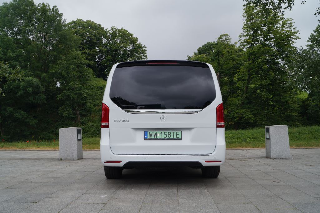 Mercedes EQV 300 Extra Long 204 KM &nbsp;&ndash; Czy to ma sens?