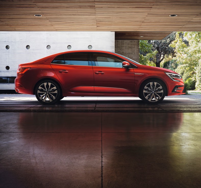 Renault Megane GrandCoupe - Powr&oacute;t