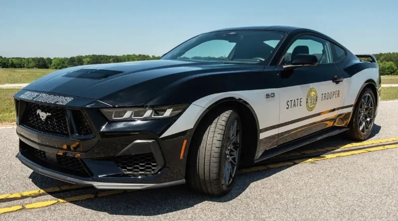 Ford Mustang w policyjnej służbie